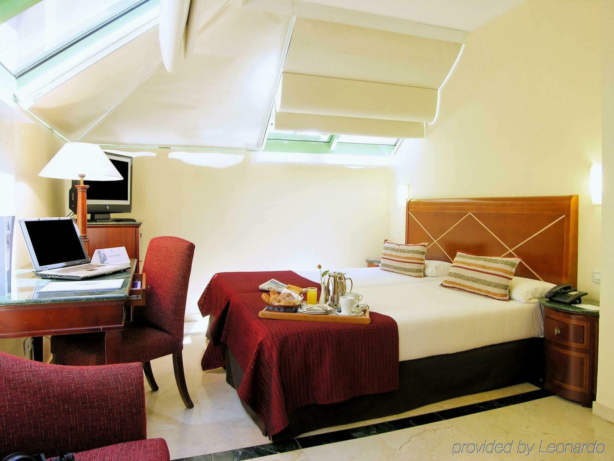 Hotel Eurostars Via Laietana 4*