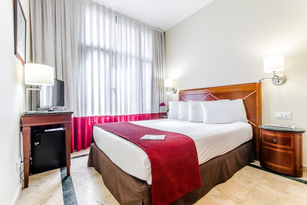 Hotel Eurostars Via Laietana 4*