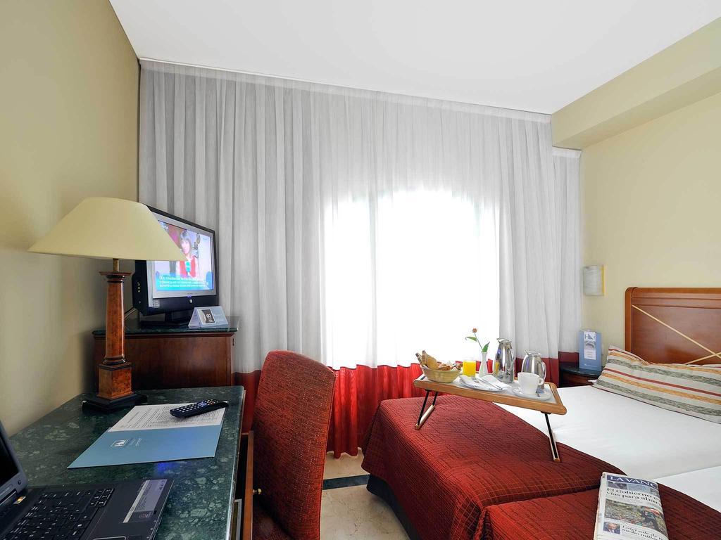 Hotel Eurostars Via Laietana 4*