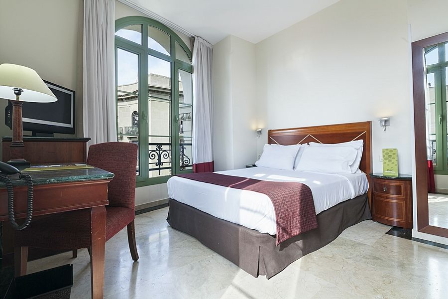 Hotel Eurostars Via Laietana 4*